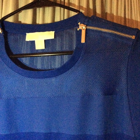 Michael Kors Vibrant cobalt blue top - Picture 2 of 2